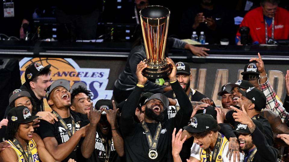 开云官方app入口 -包含赛地聚焦——NBA总决赛最后时刻热度飙升，圣安东尼奥马刺官宣签约，令人意外，赛程密集仍需轮换的词条
